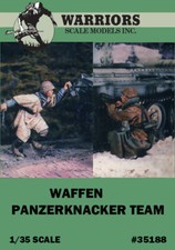 1/35 WWII Waffen Soldier