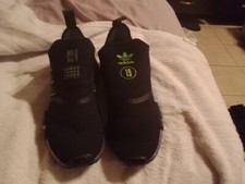 adidas la marque aux 3 bandes