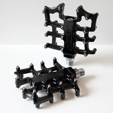 DARK CYCLES (Kanada) 'Arachnid' MTB Plattformpedale (2006), schwarz | NEUWERTIG