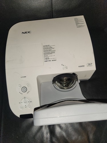 Nec beamer short - short, distance