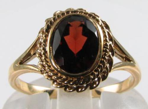 9ct gold madagascan - 9k, granat