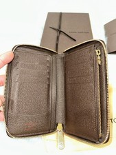 Louis Vuitton Zippy Compact