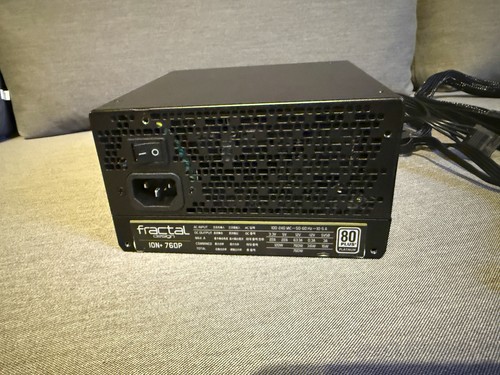 Fractal design ion - 760p, |