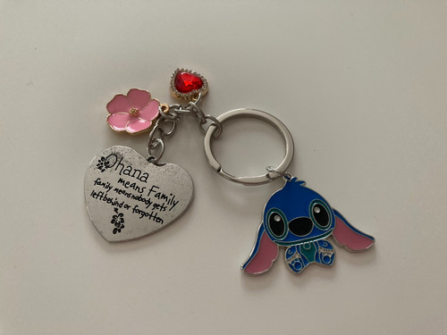 Stitch lilo - /, &