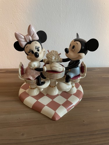 Disney figur statue showcase - figur,