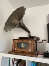 Antikes Grammophon mit handbemalten Blumendekor & originale „His Master’s Voice