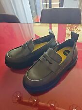 Khaki Grüner Plateau Slipper von Buffalo Gr. 39 - NEU m.E. !