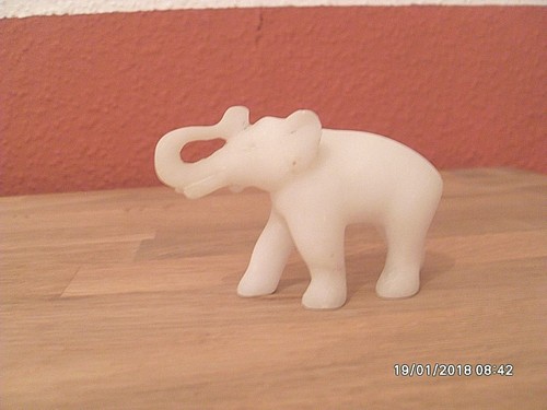 Elefant aus weißem marmor - marmor,