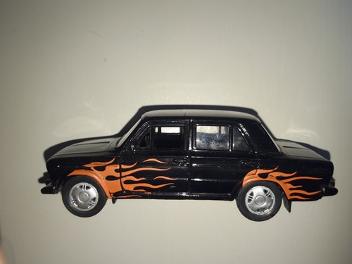 Lada 2106 schwarz flames - schwarz,