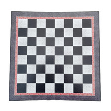 Schachbrett - ohne Figuren -