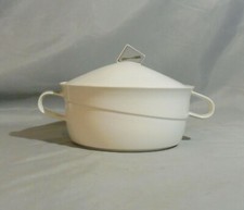 Avenue " Paris " v. Rosenthal