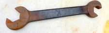 alter Schraubenschlüssel Maulschlüssel Doppelmaulschlüssel gemarkt uralt 28/ 32