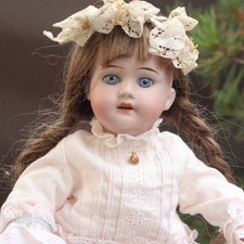 Lot altes Puppenkleid mit