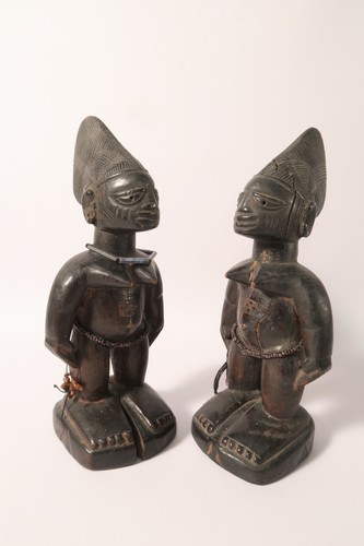 Paar alte zwillingsfiguren - paar,