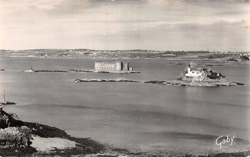 Carantec ile louet - ile,