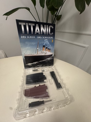 200 hachette new version - 1/200, 2