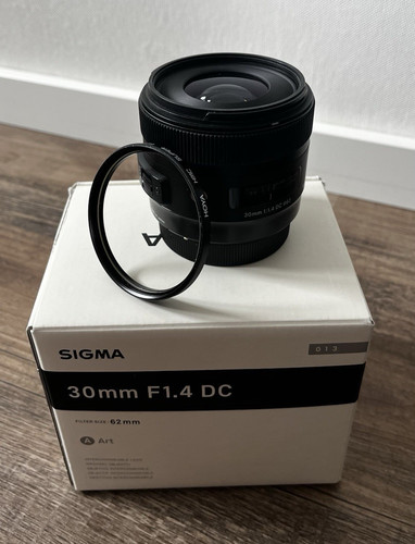 Sigma 30mm dc art - dc,