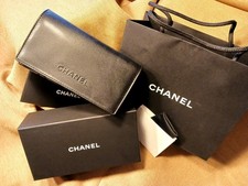 Original Chanel Brillenetui schwarz veganes Leder mit Geschenktüte und Zubehör