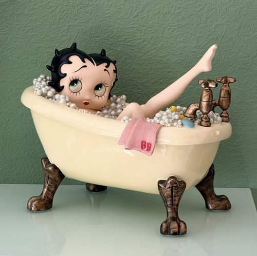 Betty boop der badewanne - boop, in