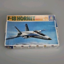 Italeri F-18 Hornet  1:72 Modellbausatz OVP verschweisst 131 Vintage 1980 Modell