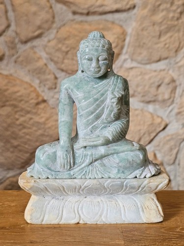 Buddha aus jade jadeit - jade, ca