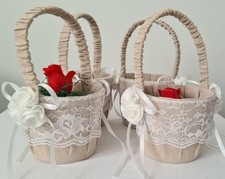 4 Streukörbchen + 2 Kunstrosen |  Jute Flower | Blumenmädchen Korb | Körbchen Bl