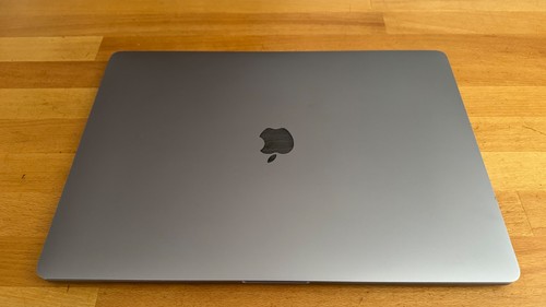 Apple macbook pro 16gb - pro,