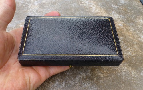 Vintage holz medaille oder - vintage,