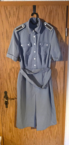 Ddr uniformkleid grau kurzarm - uniformkleid,