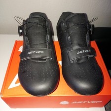 Artvep Fahrradschuhe EU Gr.42 mit SPD SL Cleat Set SM SH11 aufmontiert-gebraucht