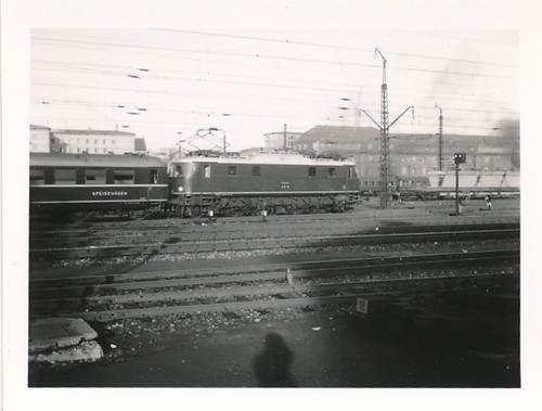 Foto antik eisenbahn altbau - foto,