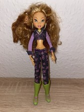 Winx Club Flora Jeans Puppe