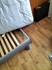 Bett silber inkl. Lattenrost 80x200 an Selbstabholer zu verkaufen 