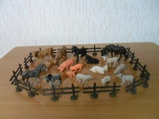 17 Tiere vom Bauernhof + 12 Zäune [ PLAHO / DDR ]