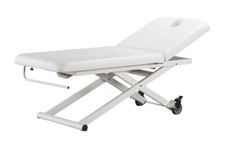Massageliege elektrisch Kosmetikliege komfortabel ergonomisch Praxis SPA
