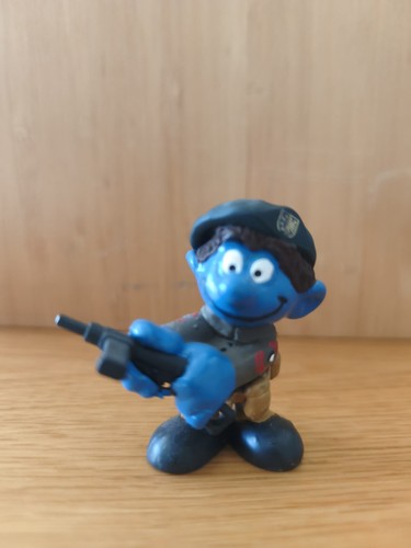 Schlumpf soldat kommando - soldat, mit
