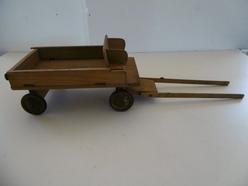 Handgefertigter holzwagen - handgefertigter,