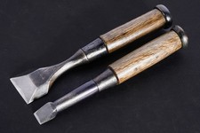 Set von 2 Japanischen Stemmeisen – Mukomachi Nomi (向待鑿)