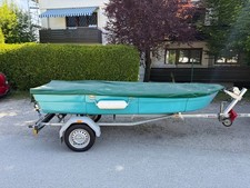 gepflegtes GFK-Ruderboot mit Trailer