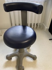 Rollhocker Arbeitshocker Hocker Drehhocker Kosmetikhocker Praxishocker 360°