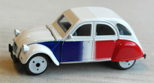 Majorette Citroen 2CV Ente weiß mit Trikolore Frankreich blau/weiß/rot Oldtimer
