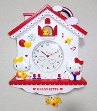 Hello Kitty Haus Wanduhr
