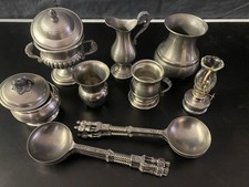 Mehrteiliges Zinn Geschirr