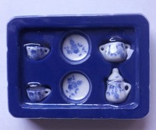 DORFPUPPENHAUS - Puppenstube