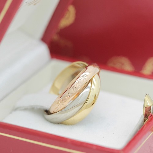 Les must cartier - les,