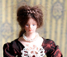 RAR Puppenstubenpuppe 14,5 cm Porzellankopf Echthaar schön gekleidet UNIKAT