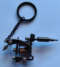 TÄTOWIERMASCHINE / TATTOO - ANHÄNGER - BLICKFANG - SCHMUCK