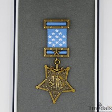 Cased U.S. USA MEDAL OF HONOR