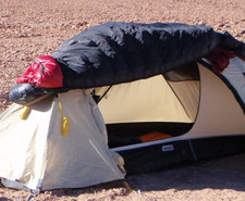 Daunenschlafsack mit Kapuze bis -10°