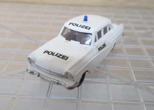 Brekina ford taunus - brekina, 1:87: